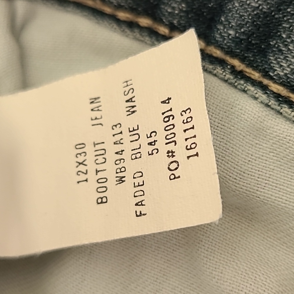 CALVIN KLEIN Women's Light Wash Bootcut Jeans, size 16 (run small) - Picture 10 of 10